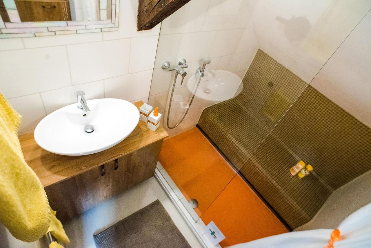 St. Gellert Square - Minilux Apartman Budapest Exterior foto
